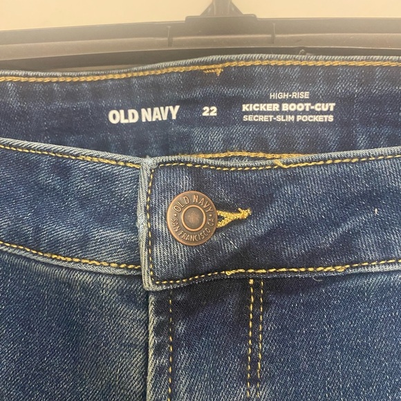 NWT Old Navy Kicker Boot-Cut high rise Jeans size 22 plus dark wash - Picture 4 of 7
